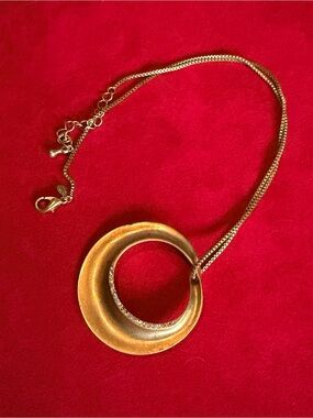 Gold Double Ring Pendant Necklace